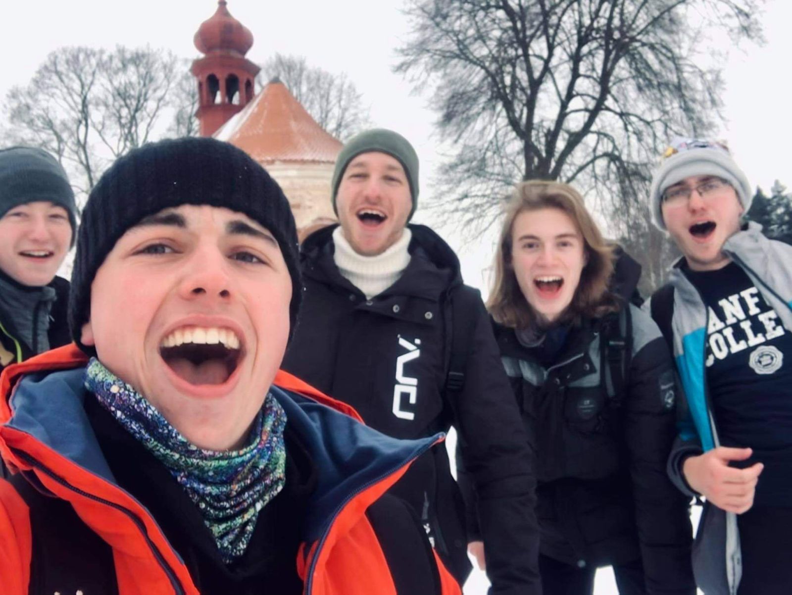 Tvrdá výprava po kraji K. V. Raise.